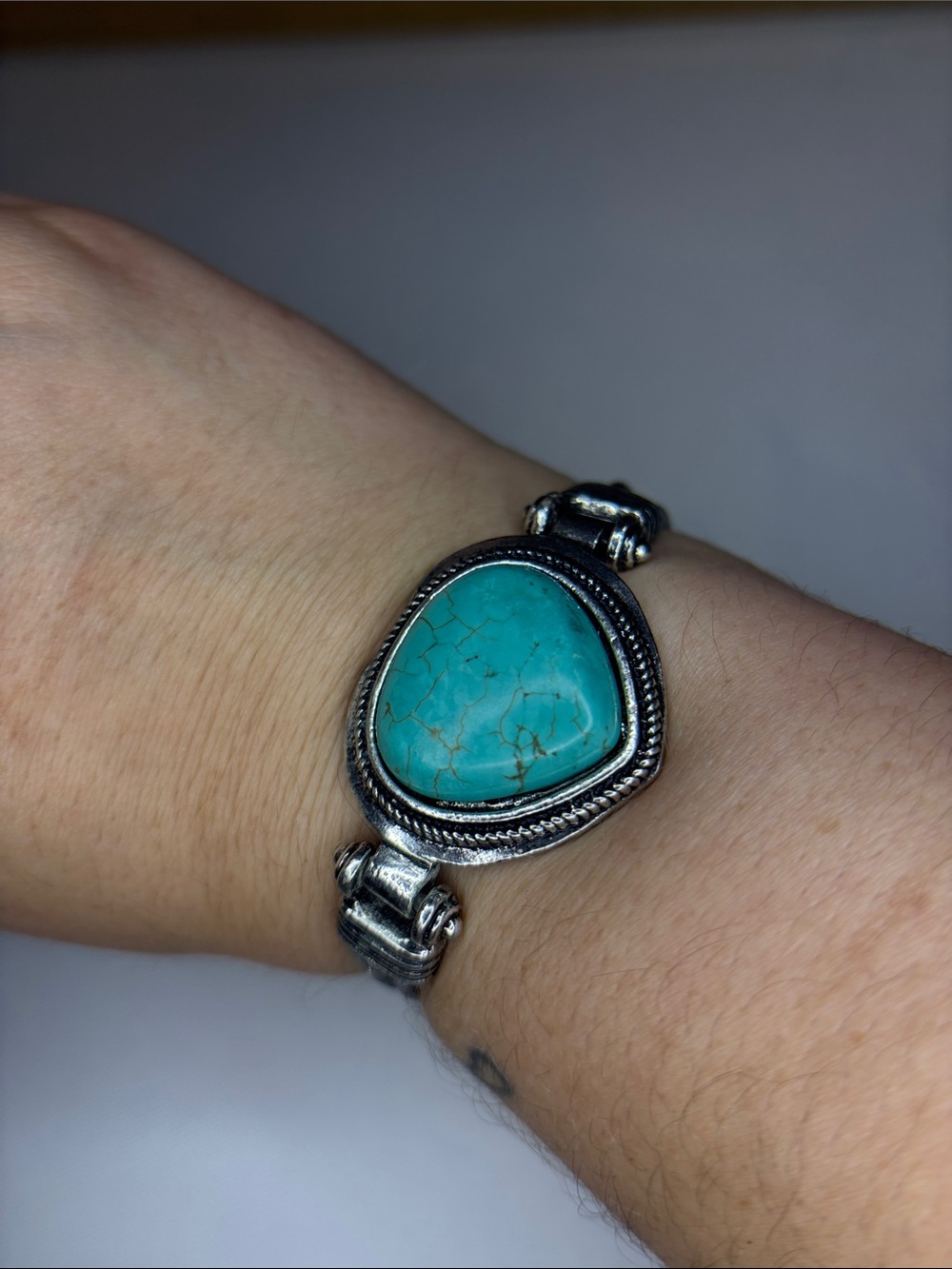 turquoise died Howlite silver fold over class Boho bracelet